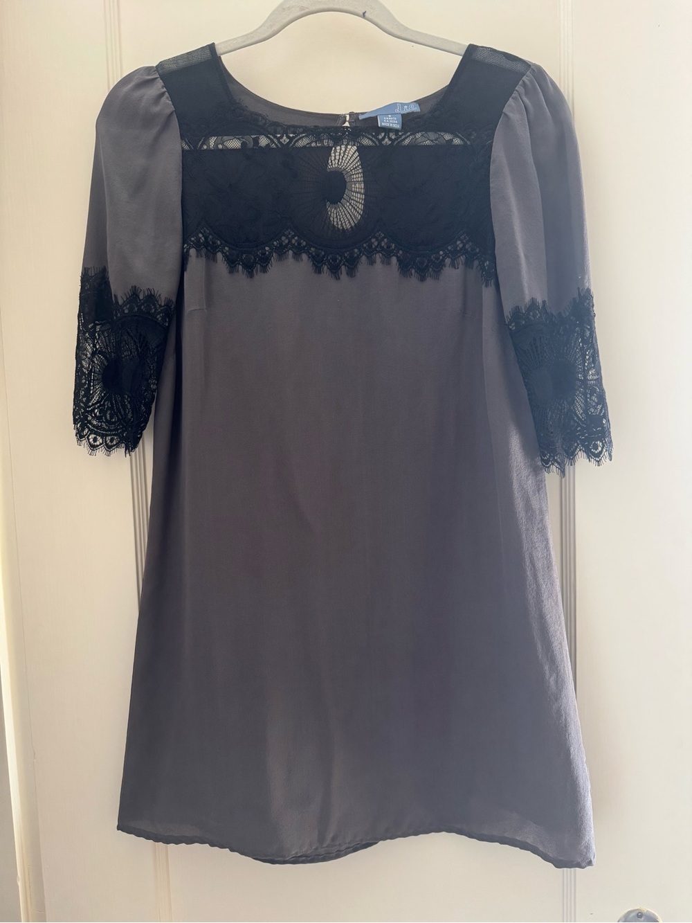 Lil 100% Silk & Black Lace Shift Dress Gray Boho Size 0